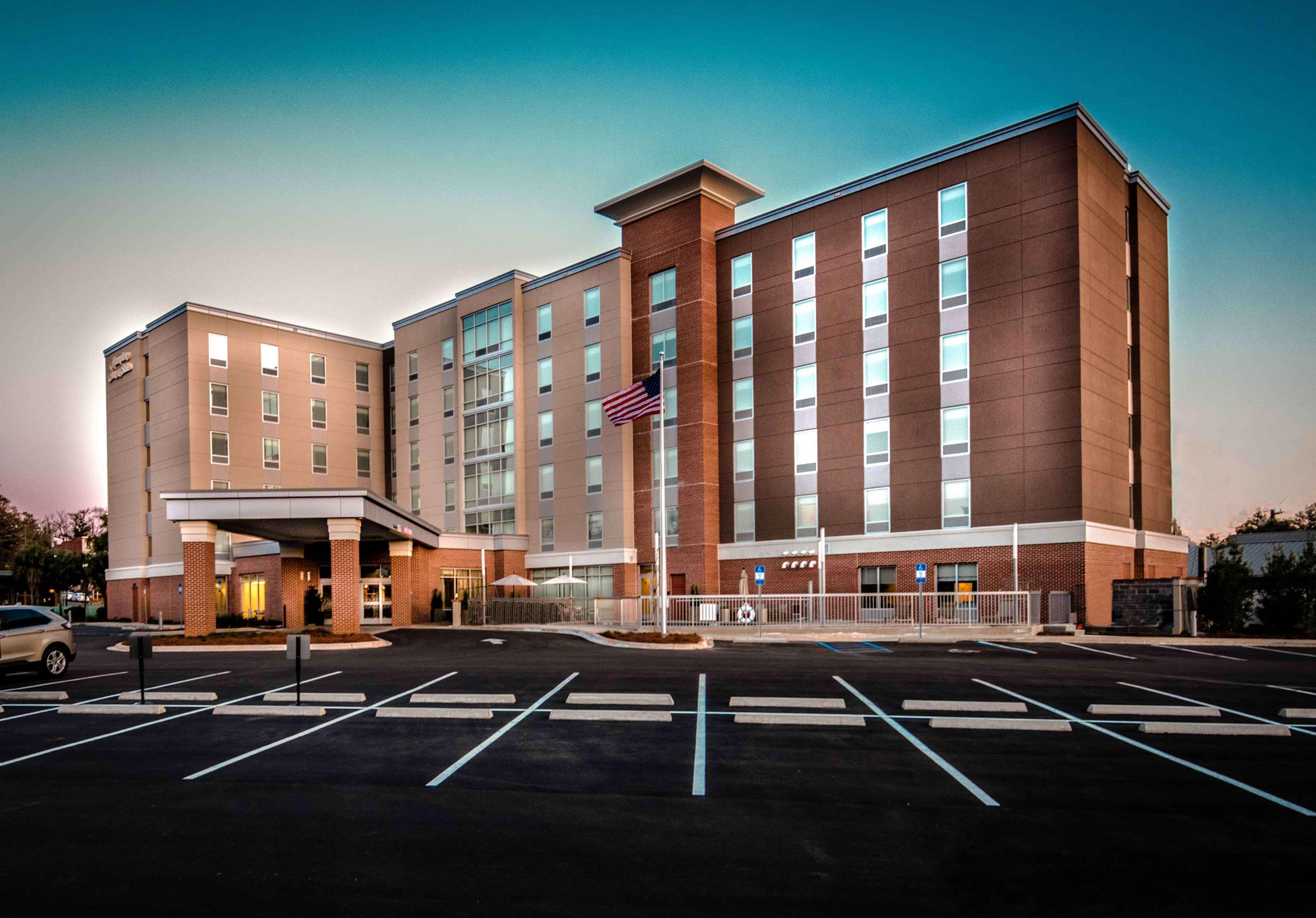 Hampton Inn & Suites Tallahassee Capitol-University Esterno foto