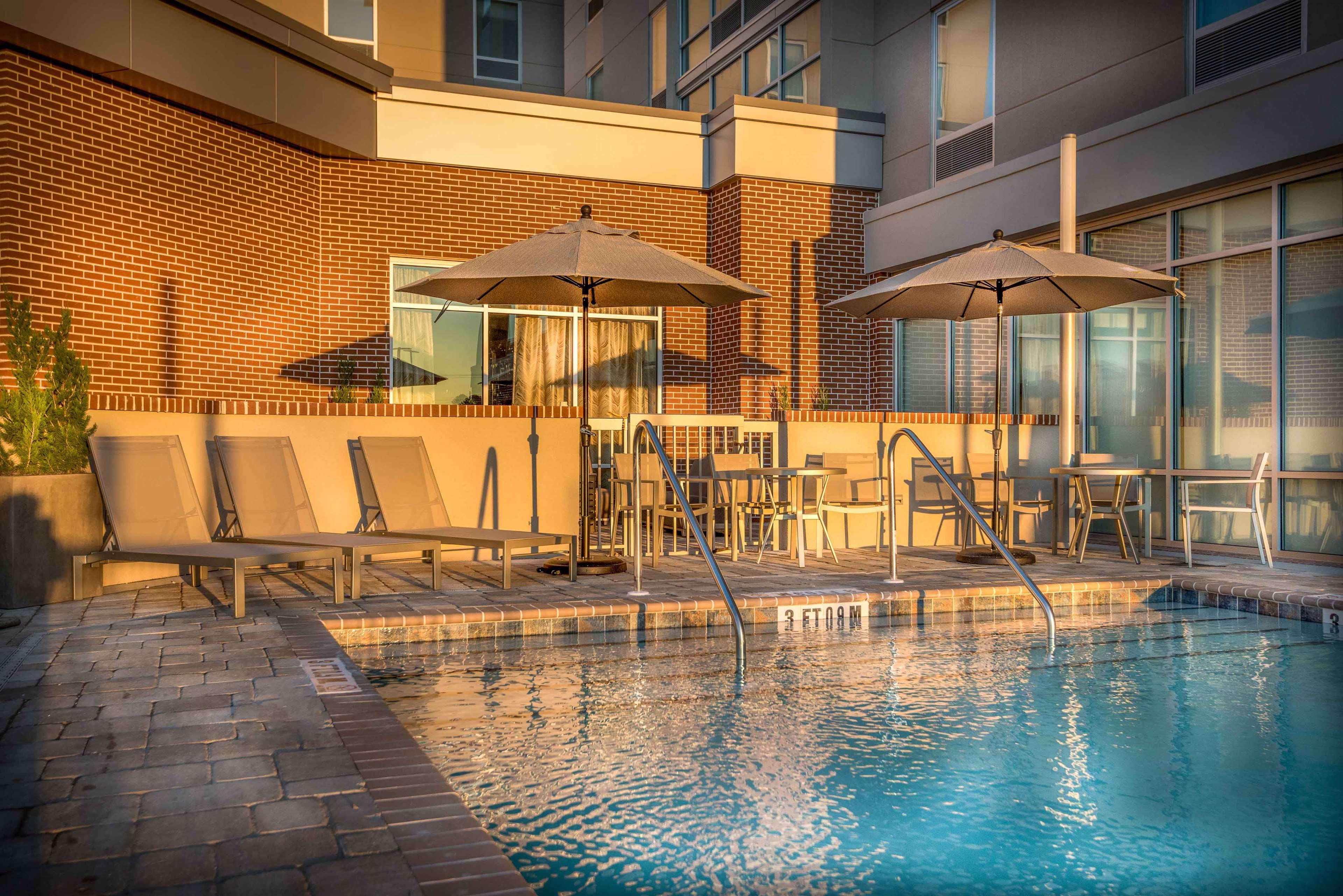 Hampton Inn & Suites Tallahassee Capitol-University Esterno foto