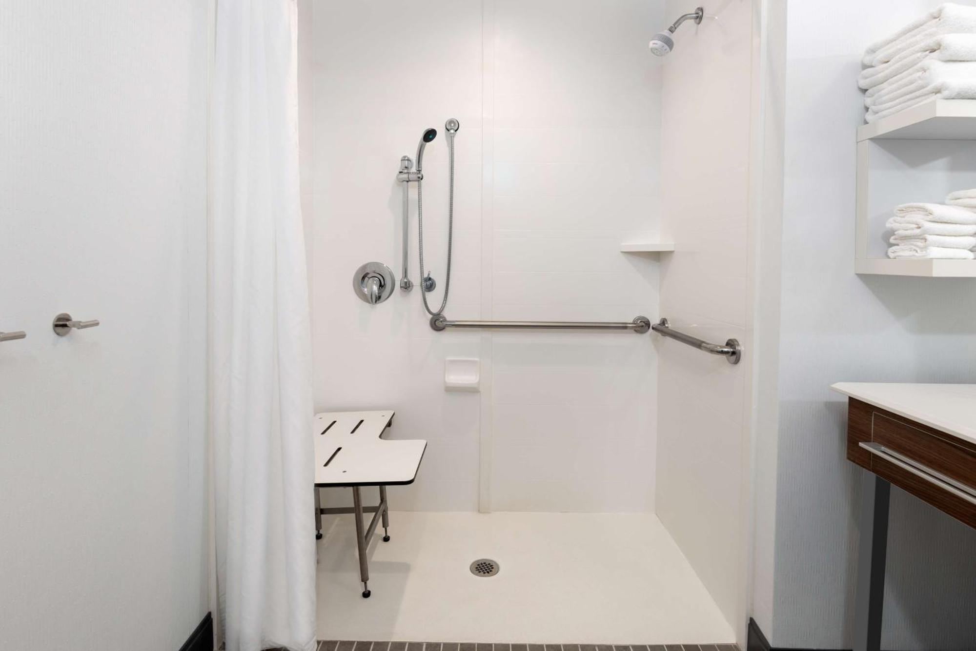 Hampton Inn & Suites Tallahassee Capitol-University Esterno foto